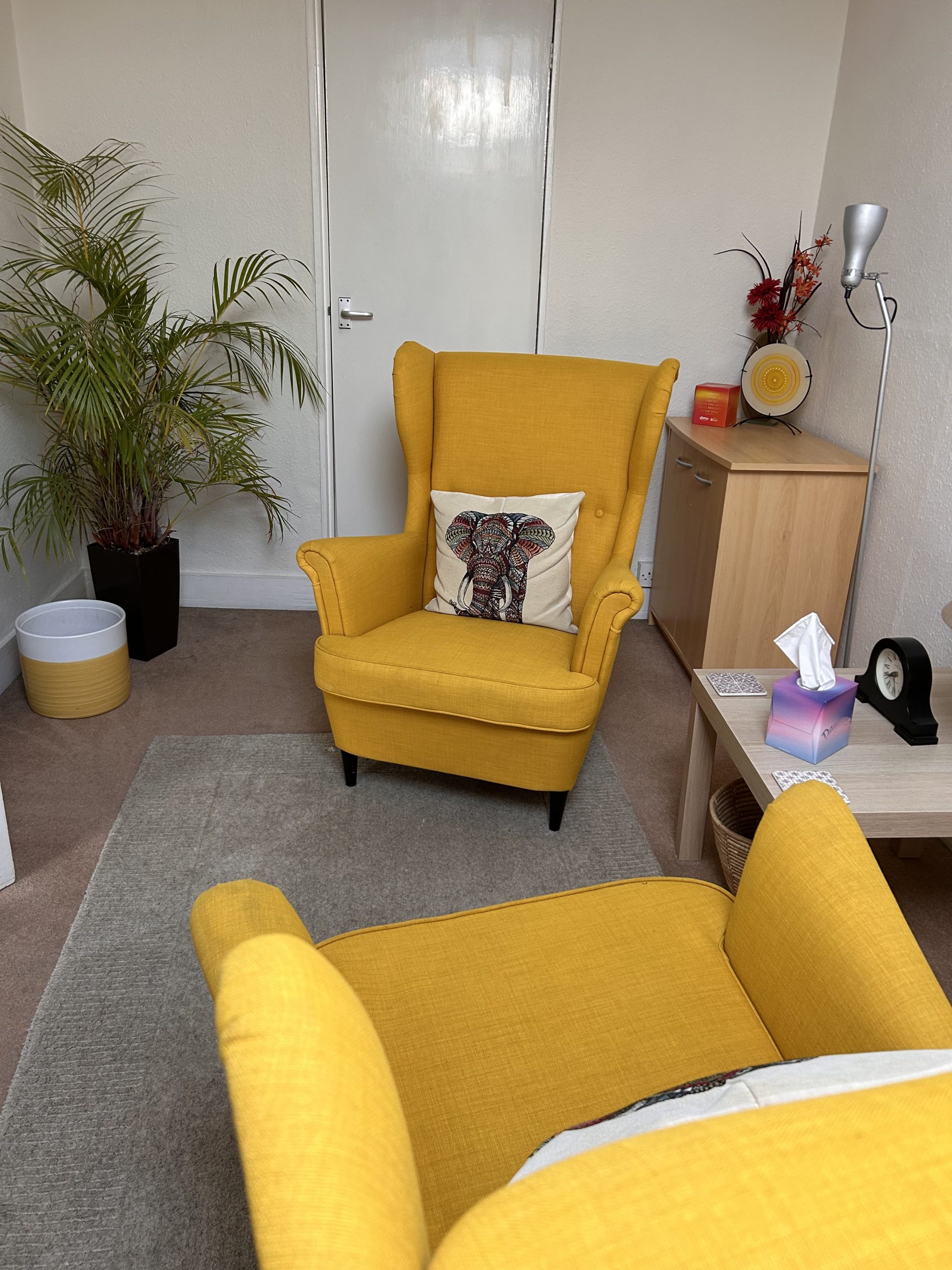Beautiful therapy rooms can make a very positive difference to someone's experience of therapy Beautiful-therapy-rooms-make-a-positive-difference-to-your-experience-of-therapy